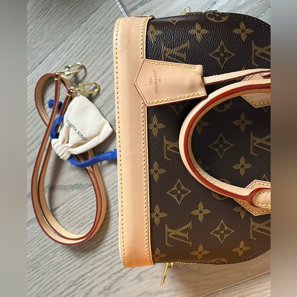 SOLD - Louis Vuitton Alma BB - Picture 5 of 11